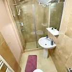 Park House 3*